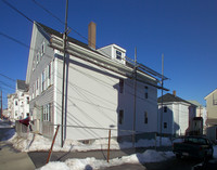 42-44 Tecumseh St in Fall River, MA - Foto de edificio - Building Photo