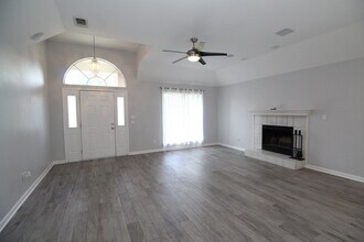 22 Arapaho Dr in Pensacola, FL - Building Photo - Building Photo