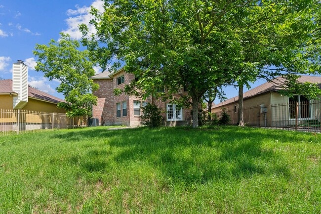7427 Legend Point Dr in San Antonio, TX - Building Photo - Building Photo