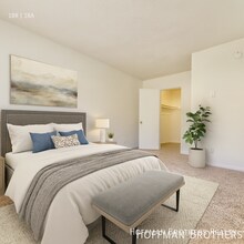 15525 Nordhoff St in Los Angeles, CA - Foto de edificio - Building Photo