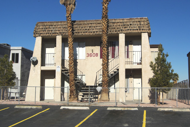 3608 Thomas Ave in North Las Vegas, NV - Building Photo - Building Photo