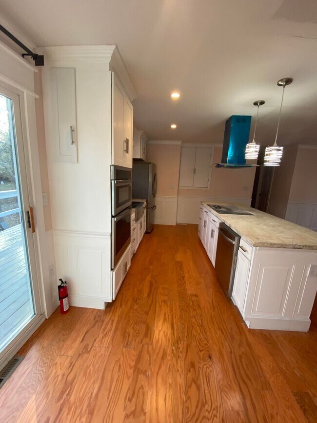 117 Winston Dr in Ithaca, NY - Building Photo - Building Photo