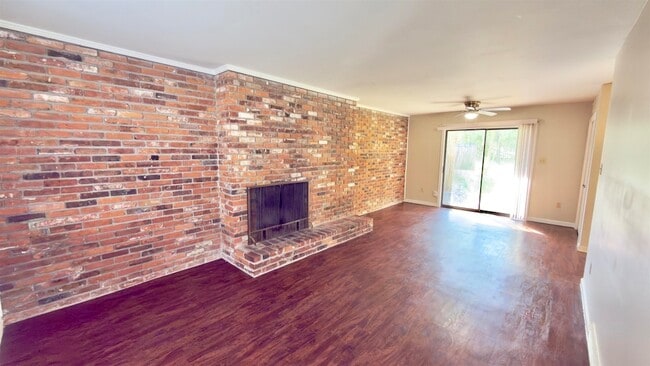 379 Dove Valley Rd in Collierville, TN - Building Photo - Building Photo