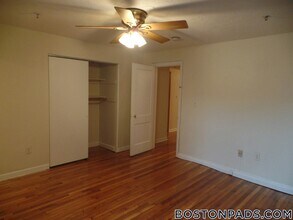 58 Queensberry St in Boston, MA - Foto de edificio - Building Photo