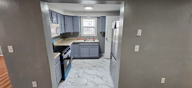 property at 12 N 11th St