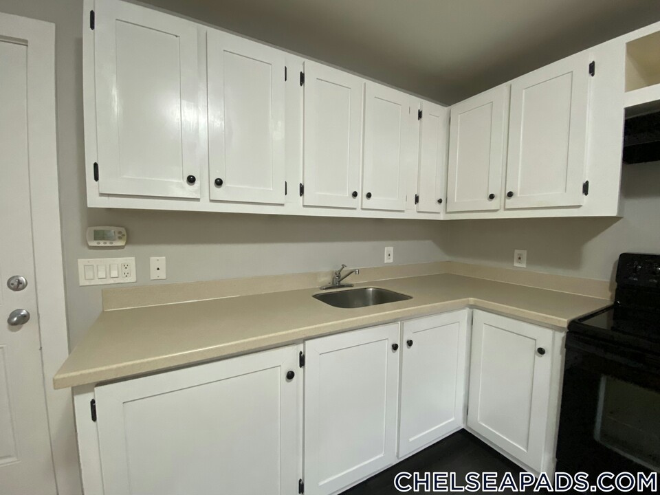 62 Washington St in Norwood, MA - Building Photo