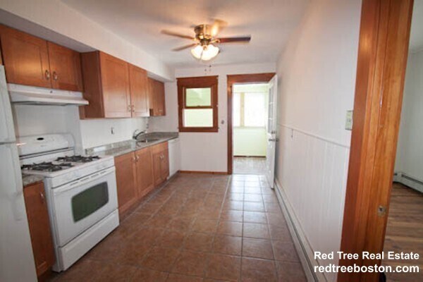 13 Linden St, Unit 3