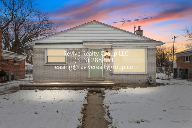 property at 7515 Trafalgar St