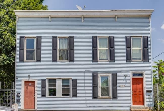 property at 3162-3164 Shadeland Ave