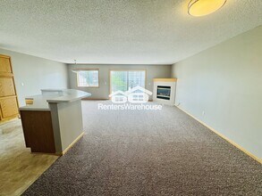 7586 Crimson Ln in Savage, MN - Building Photo - Building Photo