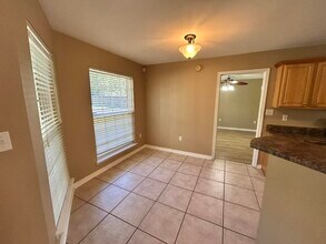 5819 Roberts Rd in Crestview, FL - Building Photo - Building Photo