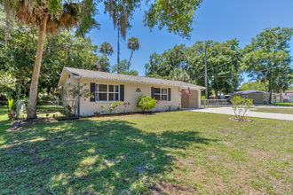 386 Hand Ave in Ormond Beach, FL - Building Photo - Building Photo