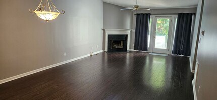 119 Greenmont Ln in Cary, NC - Building Photo - Building Photo