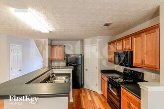 425 Little Creek Rd SE in Lawrenceville, GA - Building Photo - Building Photo