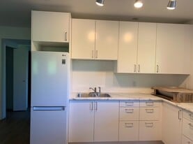 1483 Tolmie Pl in Victoria, BC - Building Photo