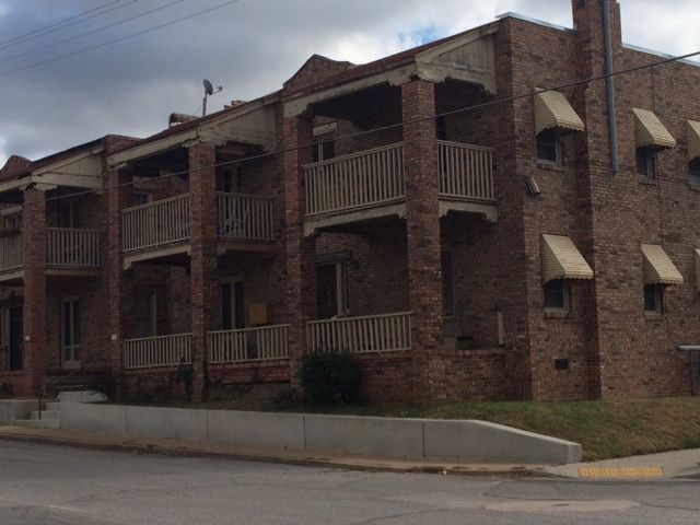 1602 E 14th St in Tulsa, OK - Foto de edificio