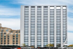 The Nova in Long Island City, NY - Building Photo