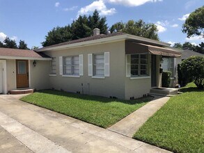 1015 Harwood St in Orlando, FL - Building Photo - Building Photo