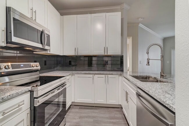 1200 Broadfield Blvd in Houston, TX - Building Photo - Building Photo