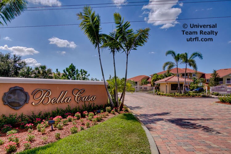 13190 Bella Casa Cir in Ft. Myers, FL - Building Photo