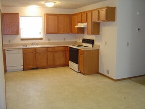 2151 N Ave B in Springfield, MO - Building Photo - Building Photo