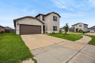 5102 Hedgerose Ln in Katy, TX - Building Photo