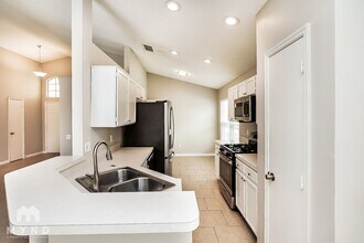 10547 Cherry Oak Cir in Orlando, FL - Building Photo - Building Photo