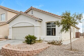 8690 Country Crossings St in Las Vegas, NV - Building Photo - Building Photo