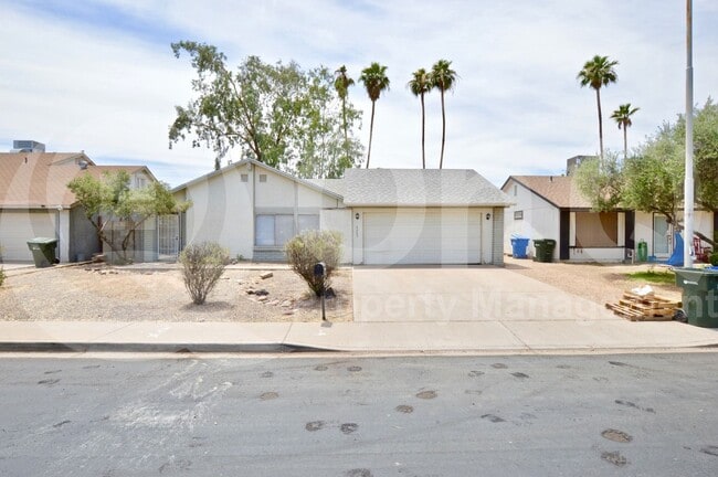 property at 4265 E Vineyard Rd