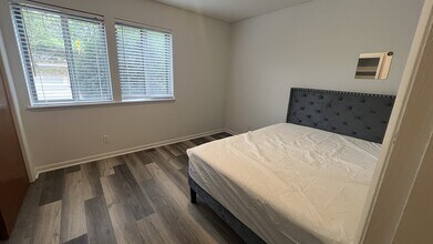 3210 Orleans Dr, Unit 3210 Orleans Drive Unit#4 in Nashville, TN - Building Photo - Building Photo