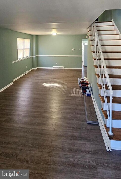 1144 Collings Rd in Camden, NJ - Building Photo