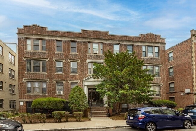 property at 7 Lothian Rd