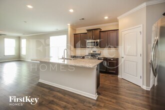 4000 Park Crossings Dr in Chelsea, AL - Foto de edificio - Building Photo