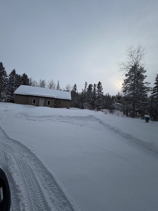 2824 E 3 Mile Rd in Sault Ste. Marie, MI - Building Photo