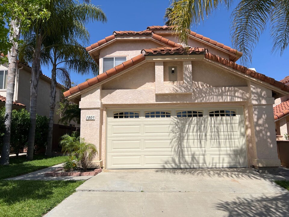 1805 Calle Las Palmas in Oceanside, CA - Building Photo