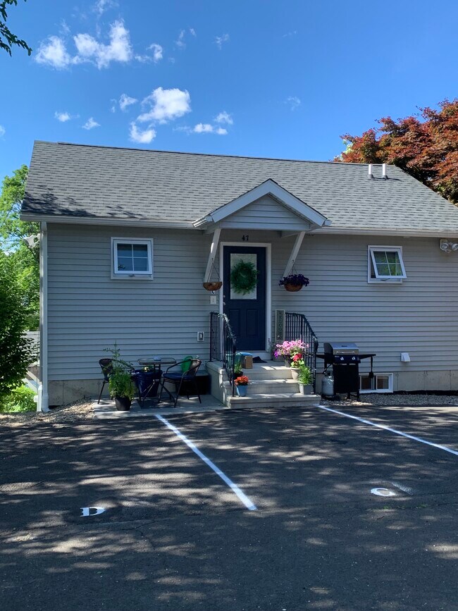 47 W Wooster St Rentals in Danbury, CT