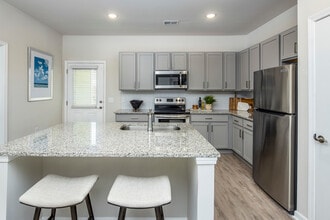 Covey Homes Lexington in Athens, GA - Foto de edificio - Building Photo