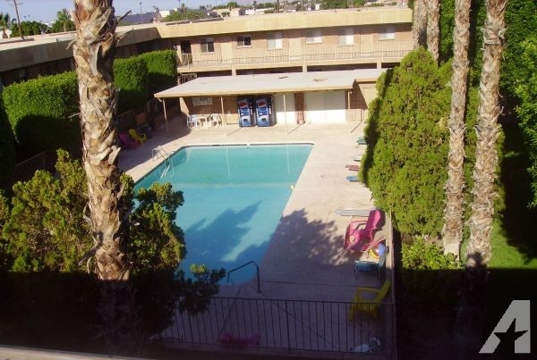 Rainbow Apartments in Yuma, AZ - Building Photo