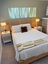 777 E San Lorenzo Rd, Unit 3 in Palm Springs, CA - Building Photo - Building Photo