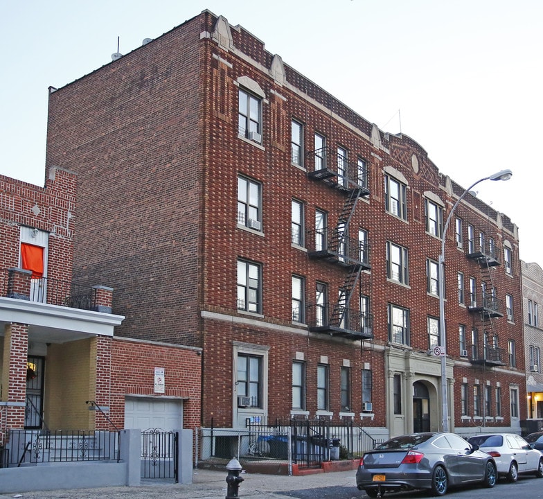 1551 Park Pl in Brooklyn, NY - Foto de edificio