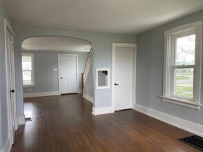 1024 Pearl St in Grinnell, IA - Building Photo - Building Photo