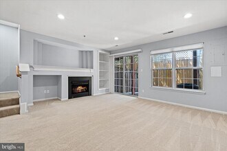 121 Martin Ln in Alexandria, VA - Building Photo - Building Photo