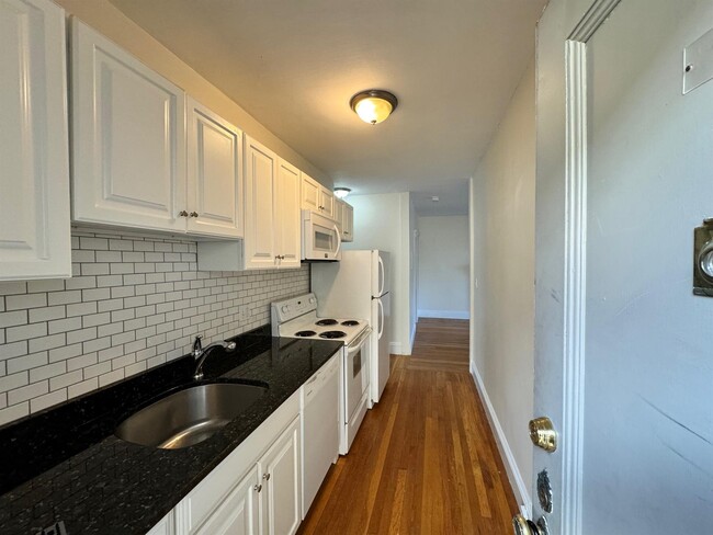 30 Langdon St, Unit 6 in Cambridge, MA - Building Photo - Building Photo