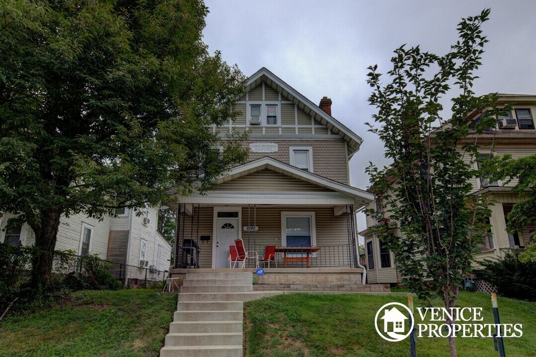 2188 Indiana Ave in Columbus, OH - Building Photo
