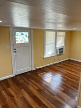 4721 Alpha Ave in Jacksonville, FL - Building Photo - Building Photo