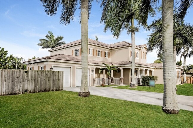 32152 SW 204th Ct in Homestead, FL - Building Photo - Building Photo