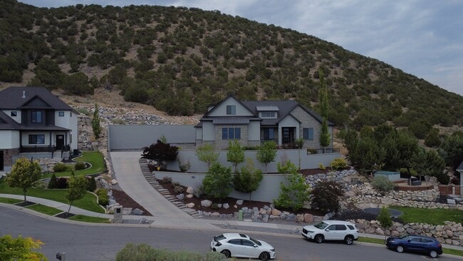 property at 3887 E S Pass Cv