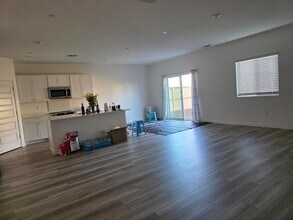 2165 Miners Peak Wy in Plumas Lake, CA - Building Photo - Building Photo