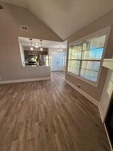 1100 Cardinal Creek Dr in Clarksville, TN - Foto de edificio - Building Photo