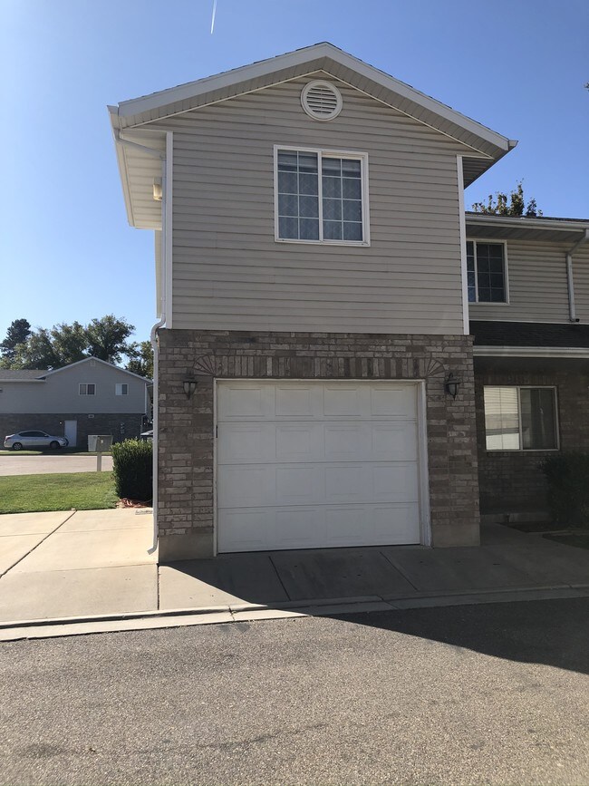 203 W 4900 S Rentals in Ogden, UT